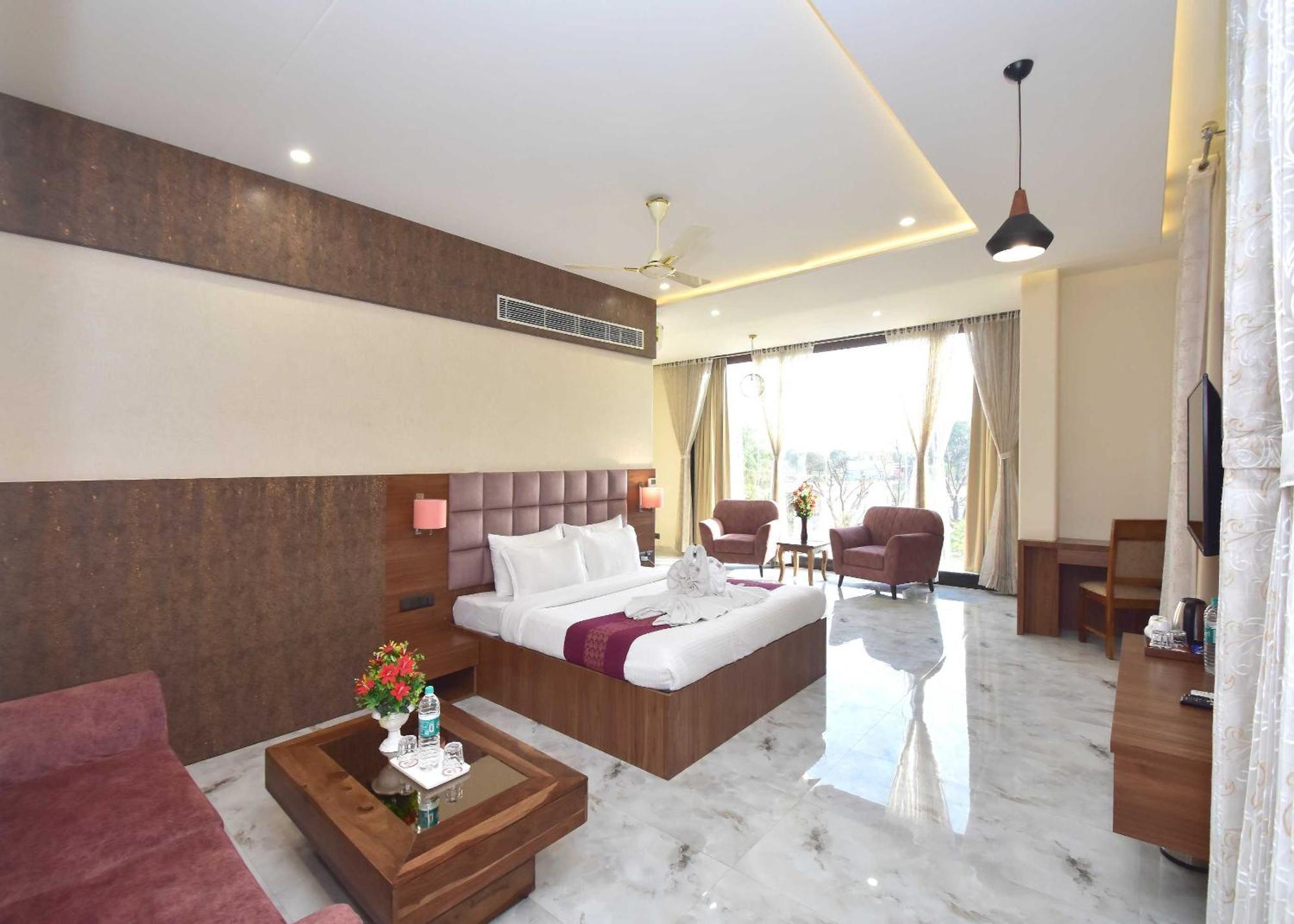 Hotel Shyamleela Khatu Exterior photo