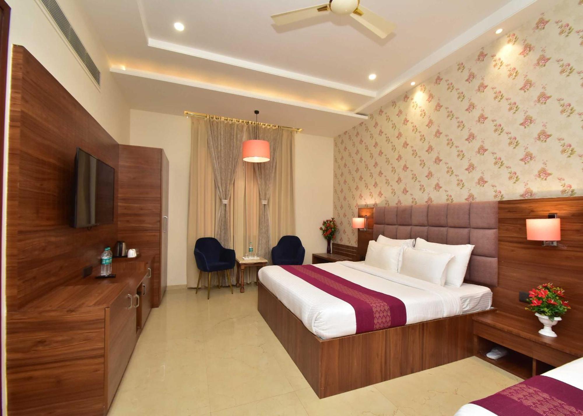 Hotel Shyamleela Khatu Exterior photo